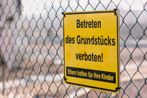 Betreten der Baustelle verboten - Schild
