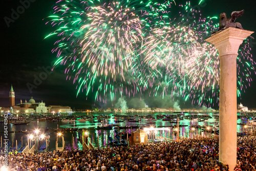 Fotografía Venezia, Giudecca. Fuochi artificiali per la Festa del Redentore