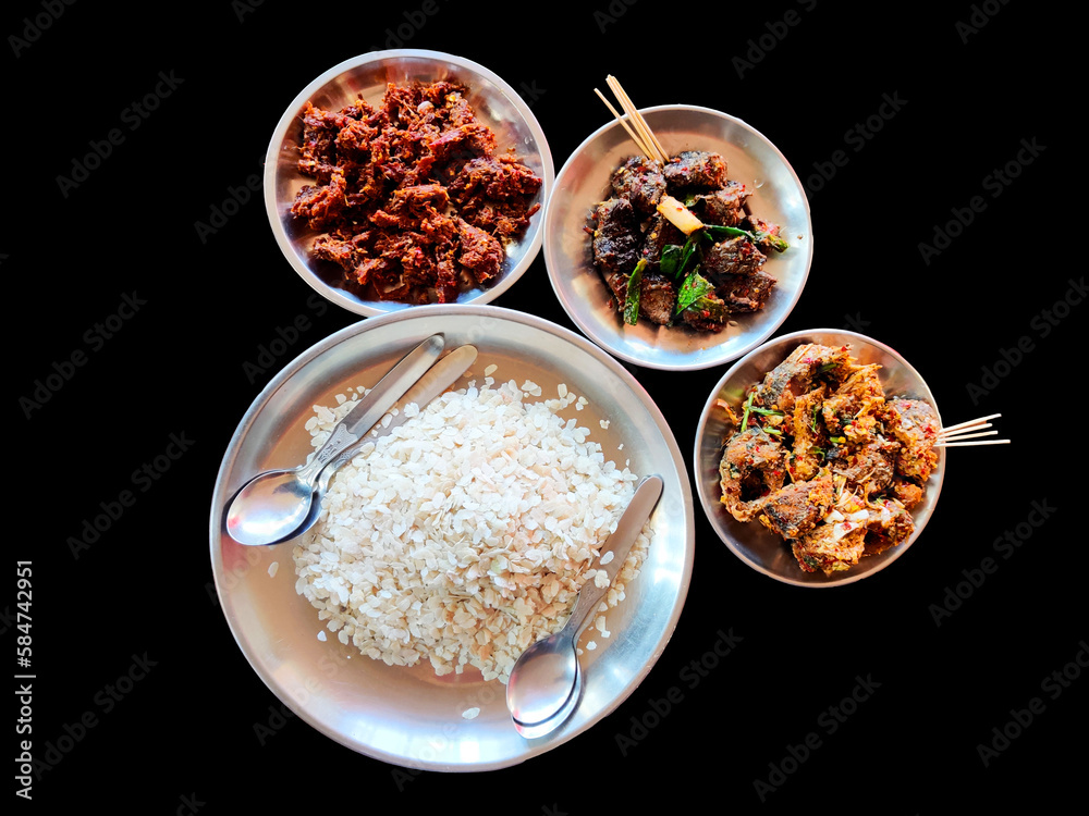 Foto de Nepali Newari Khaja Set, Newari special food with Bitten rice