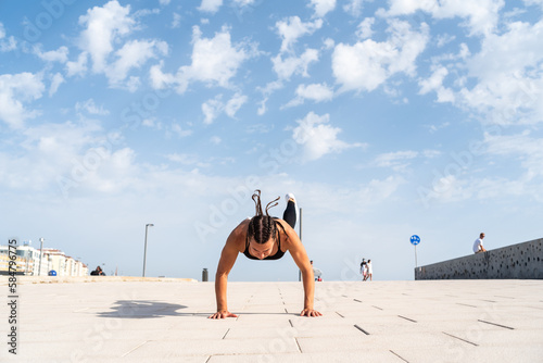 Powerful body training crossfit