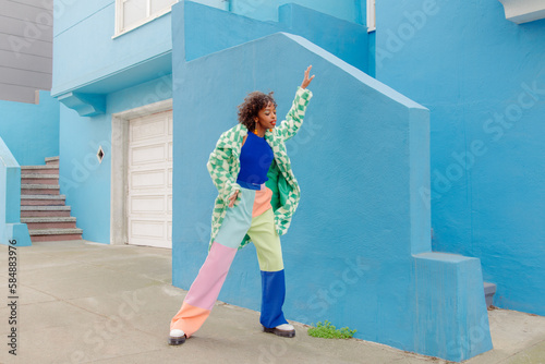 Blue pose