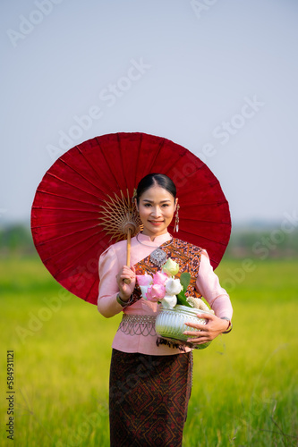 girl with flowers 