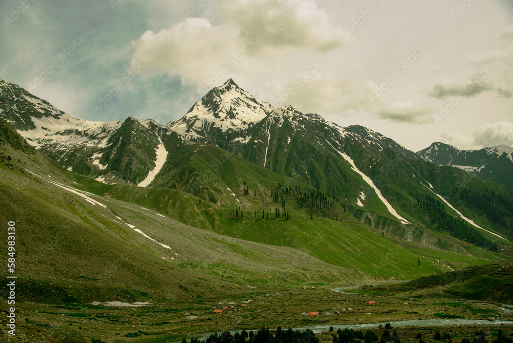 Tiger Peak in Beautiful Naran Valley Tiger Peak in Beautiful Naran Valley