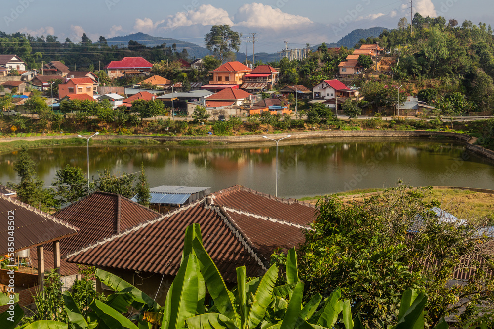 Fotografie Small pond in Phongsali, Laos