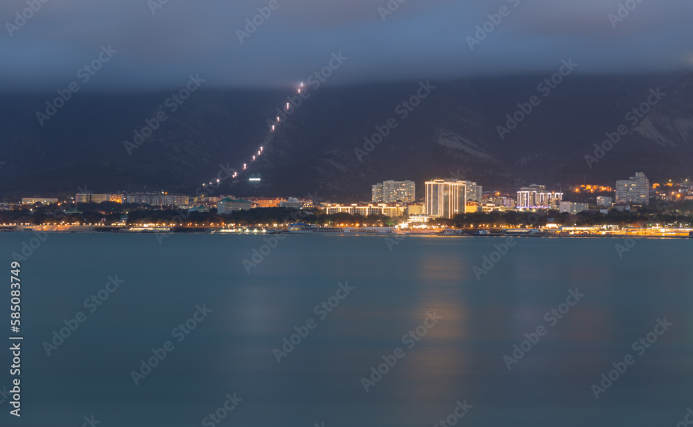 Obraz premium Evening walk through the streets of Gelendzhik. Russia. 20.02.2022