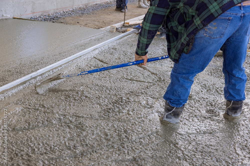 Wet concreting process requires skilled laborers to pour concrete with precision. Wet concreting process requires skilled laborers to pour concrete with precision.