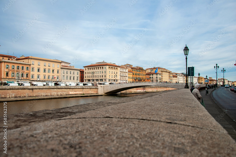 Pisa Toscana - Lungofiume Arno Ponte