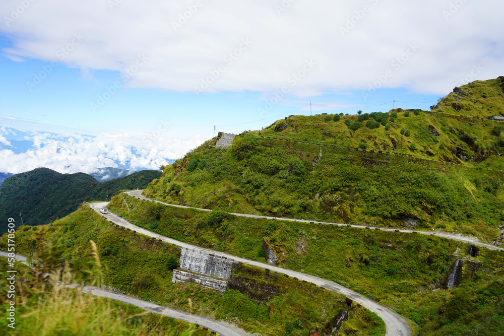 Sunny Weather in Silk Route During Vacation in Sikkim Sunny Weather in Silk Route During Vacation in Sikkim