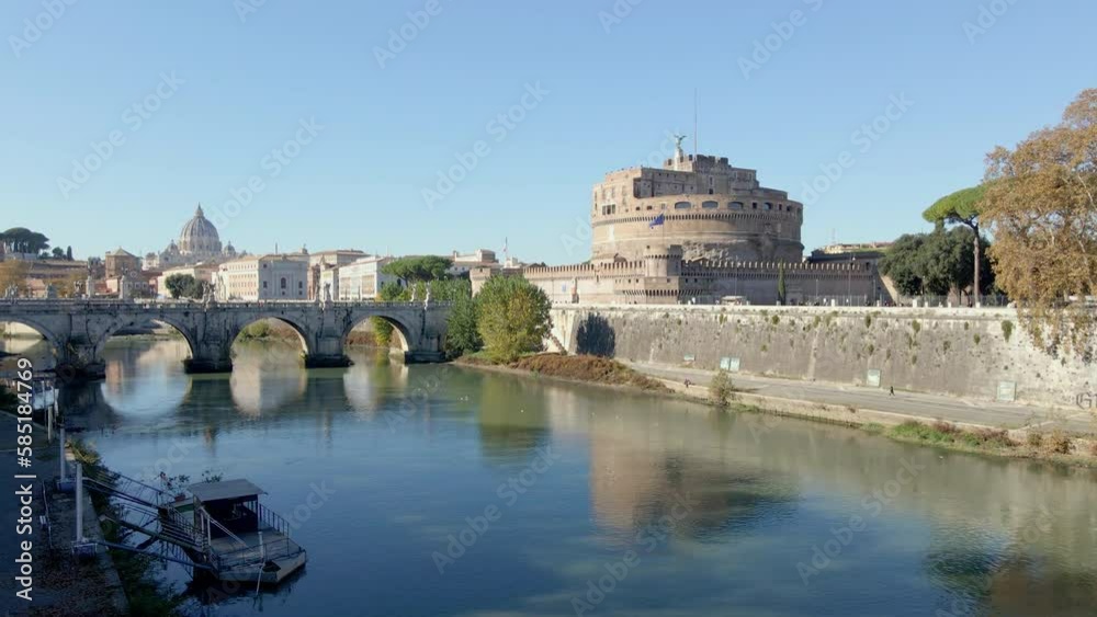 Slo rise above Tiber River and Ponte Sant'Angelo in Rome Slo rise above Tiber River and Ponte Sant'Angelo in Rome