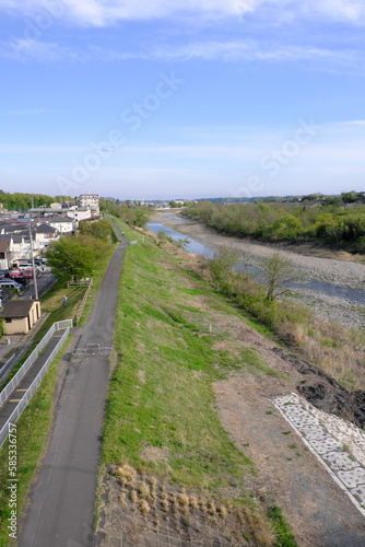 多摩川サイクリングロード風景