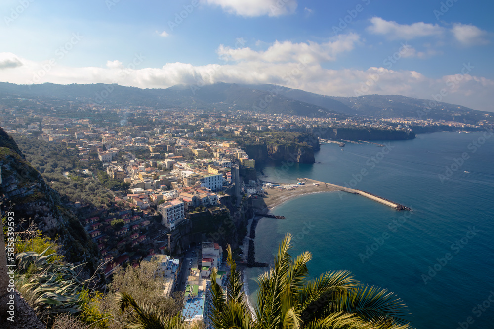 Naklejka premium The scenic Sorrentine Peninsula coastline near Sorrento, Italy