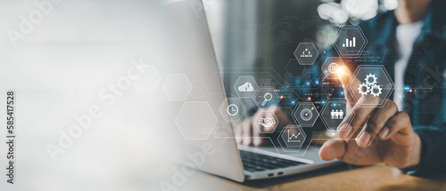 Businessmen use Internet connection technology and digital marketing , digital marketing technology concept .