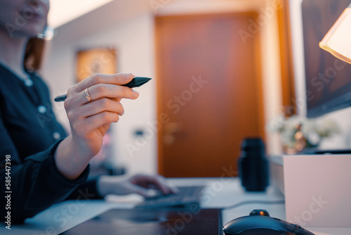 Office Women Working Retouch photo