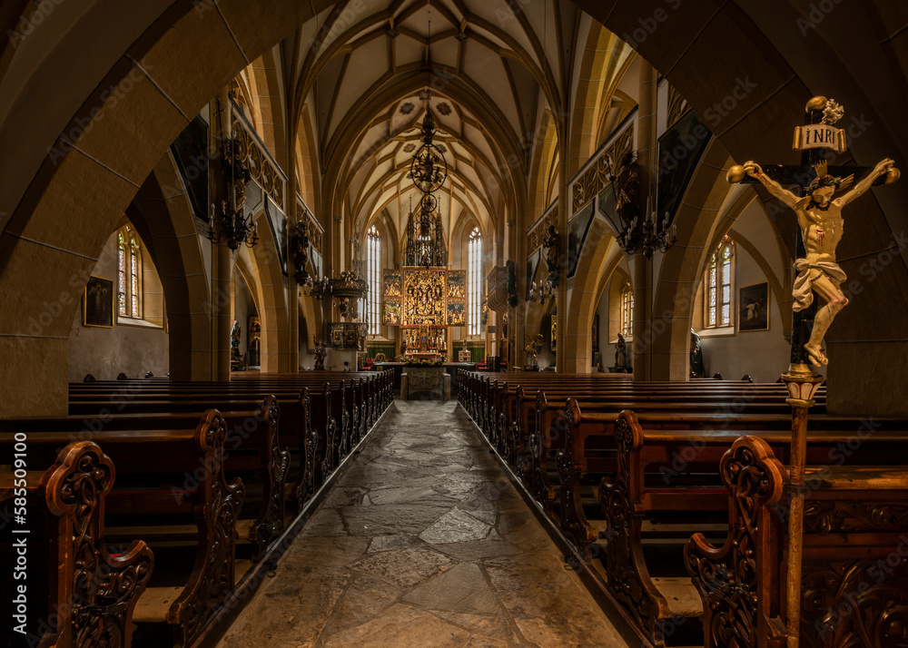 heiligenblut-kirche-innen
