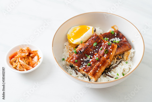eel rice bowl or unagi rice bowl photo