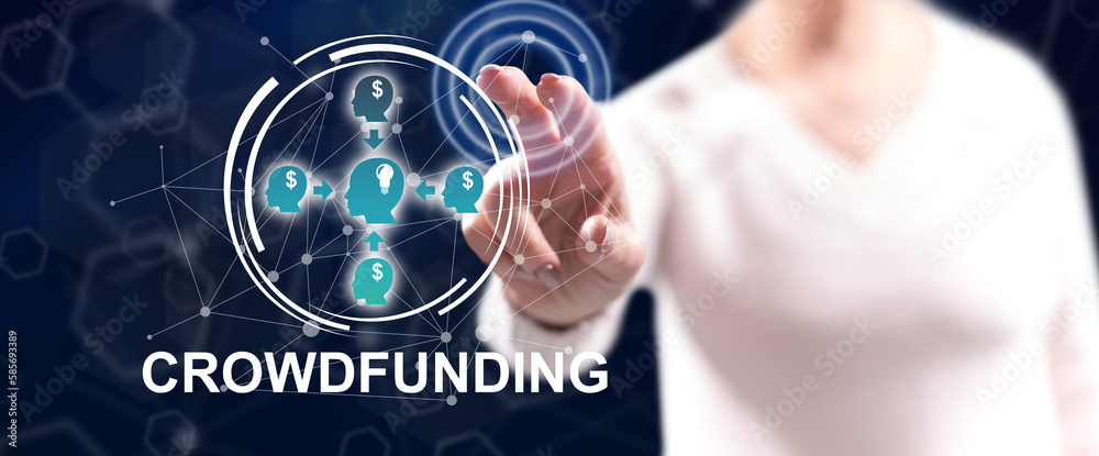 Obraz premium Woman touching a crowdfunding concept
