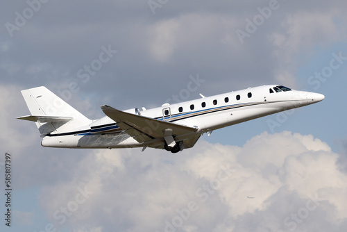 Valokuva Citation Sovereign Private Jet - Taking off from Atlanta Peachtree DeKalb Airpor