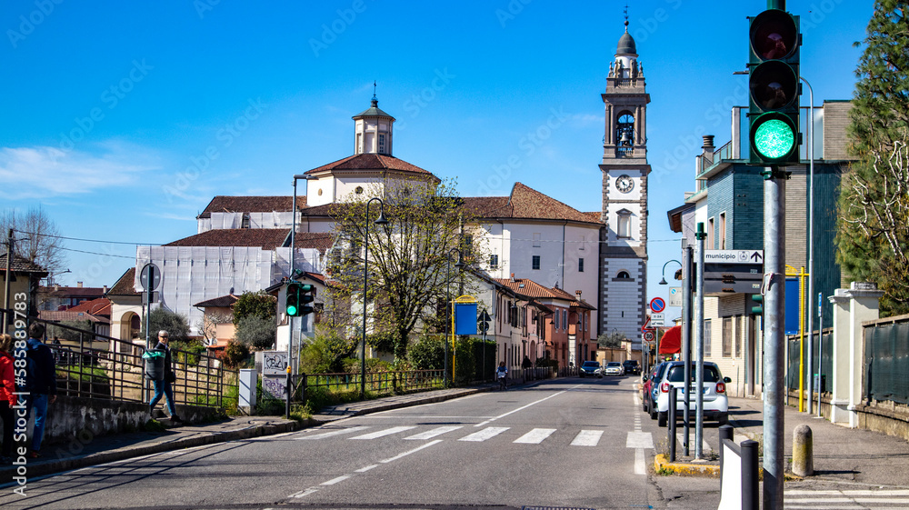 Obraz premium Gorgonzola, town along the Martesana canal
