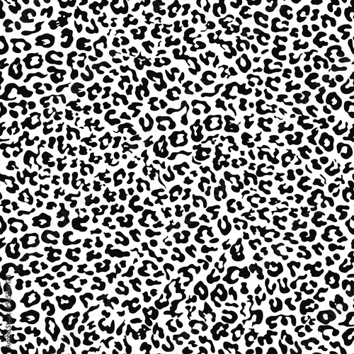  Seamless leopard print vector black and white pattern  animal background  wild cat texture.