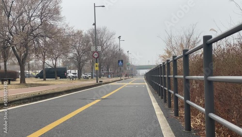 Wallpaper Mural 한국,서울,강남,공원,한강공원,산책길,도로 Torontodigital.ca