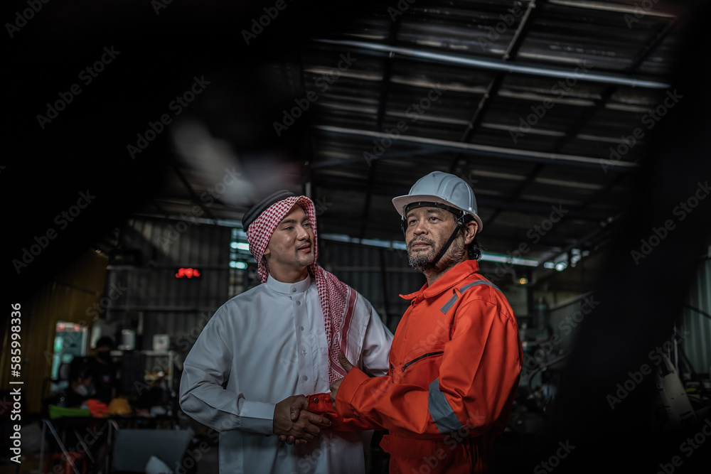 Sheikh contacted to negotiate the business of automatic welding robots in smart automotive factories with industry 4.0 digital manufacturing operation system software monitoring. Sheikh contacted to negotiate the business of automatic welding robots in smart automotive factories with industry 4.0 digital manufacturing operation system software monitoring.