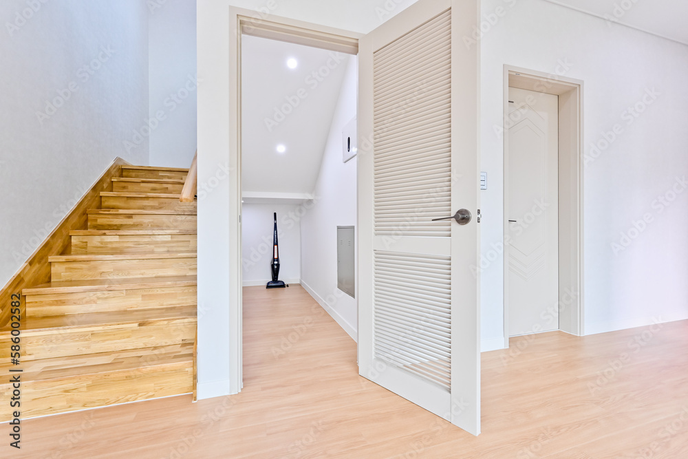 A warehouse was created in the space created while creating the stairwell A warehouse was created in the space created while creating the stairwell