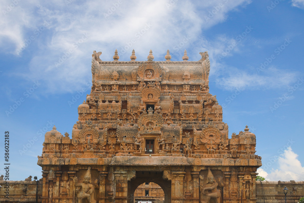Fototapeta premium Brihadeeswara Temple or Big Temple in Thanjavur, Tamil Nadu - India