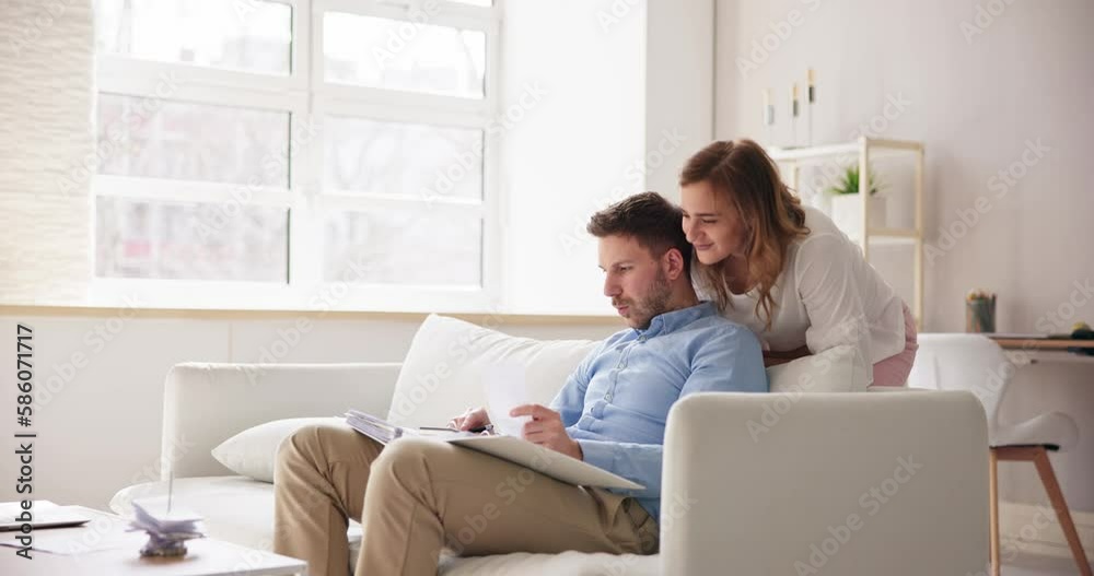 Happy Family Using Calculator For Tax Happy Family Using Calculator For Tax