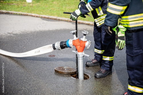 Hydrant mit Systemtrenner bzw. Rückflussverhinderer