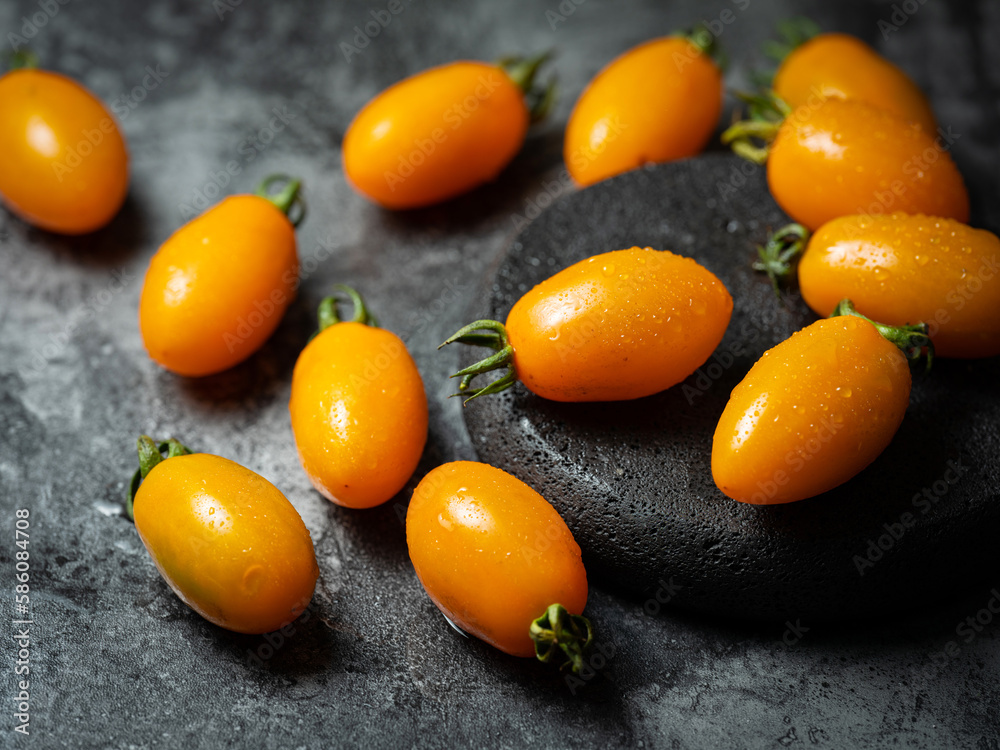yellow plum tomato, plum tomato yellow plum tomato, plum tomato