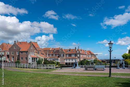 Historische Altstadt beim Alten Hafen in Enkhuizen. Provinz Nordholland in den Niederlanden