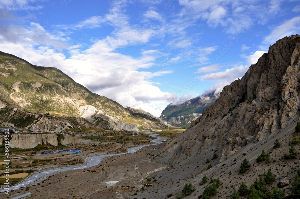 View of the Manang village, Annapurna Circuit Trek, Nepal, Asia. View of the Marshyangdi (Marsyangdi) River valley.