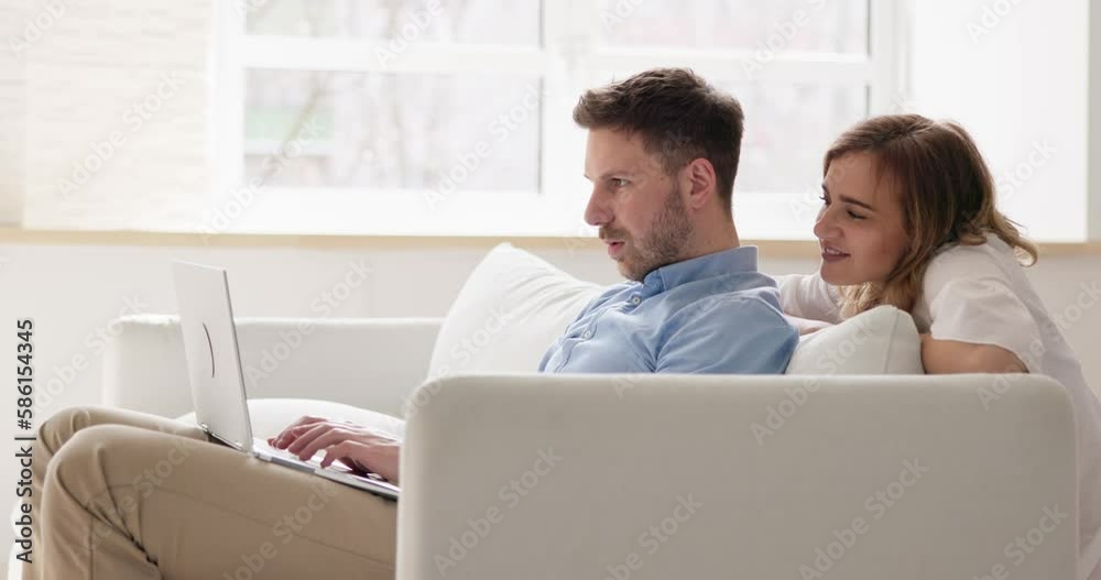 Family Couple Using Laptop Family Couple Using Laptop