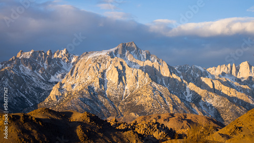 Sierra Nevada Mountains with a winters snow © Allen Penton