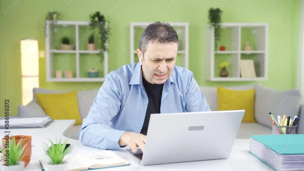 The guy who sent the wrong email.
The man does the wrong operation on the computer and sends the wrong mail. Regret and helpless.
The guy who sent the wrong email.
The man does the wrong operation on the computer and sends the wrong mail. Regret and helpless.