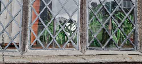 English, french window style