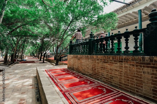 Id Kah Mosque is located in Kashgar, Xinjiang, China