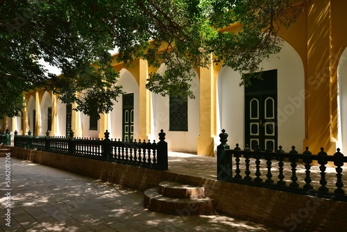 Id Kah Mosque is located in Kashgar, Xinjiang, China