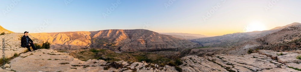 وادي الهيدان- والوالة وقلعة مكاور- الاردن
Wadi alhedan, alwaleh- mokawer castle- Jordan
