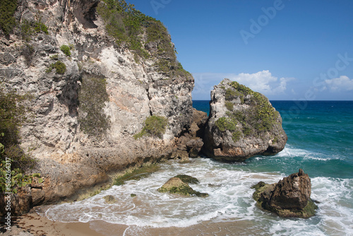 Puerto Rico Túnel de Guajataca Large Rocks