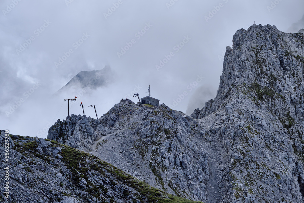 Fototapeta premium Foggy mountains
