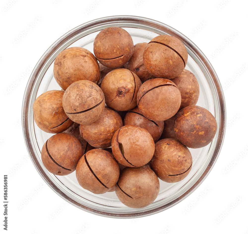 Obraz premium macadamia nut path isolated on white