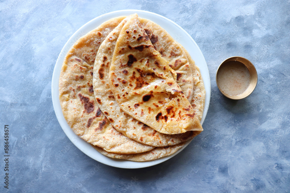 puran-poli-is-an-indian-sweet-flatbread-stuffed-with-chana-dal-jaggery