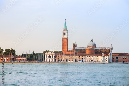 architectute of Venice islannd and Grand channel