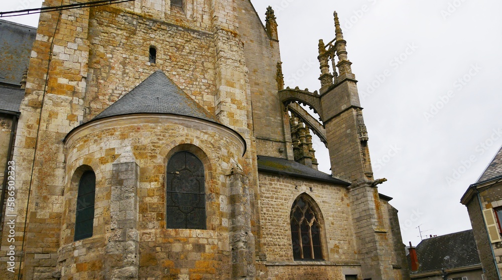 Eglise catholique Saint Salomon et Saint Grégoire dans la ville de Pithiviers dans le Loiret France