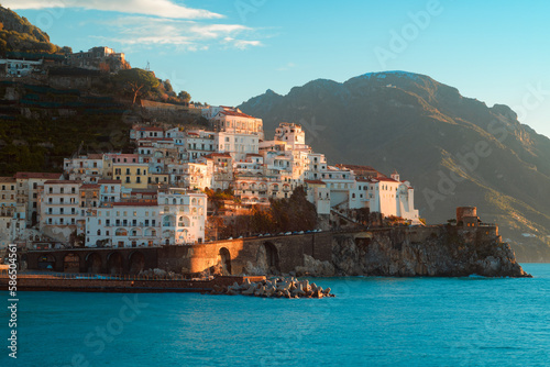 Fotografiet view of amalfi, amalfi coast, amalfi cathedral, sea, tranquility of the amalfi coast and symbols of mediterranean culture, naples, salerno, positano