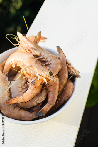 raw prawns, unpeeled