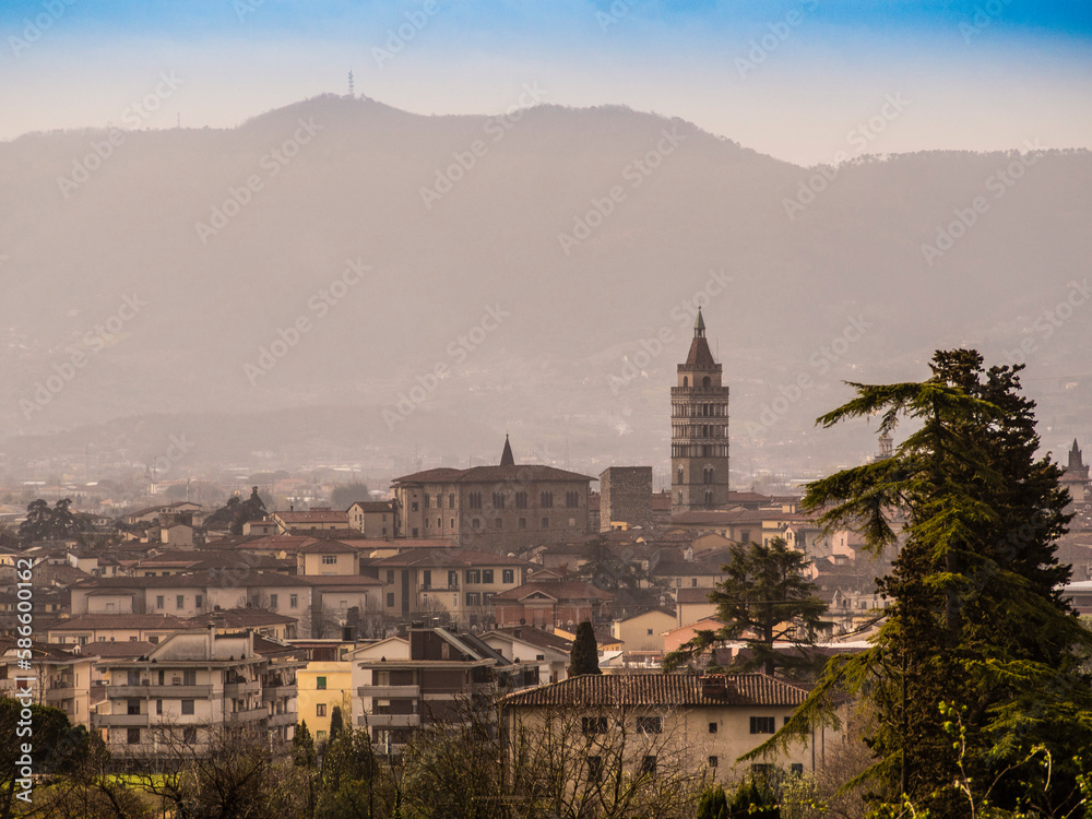 Italia, Toscana, veduta della città di Pistoia.