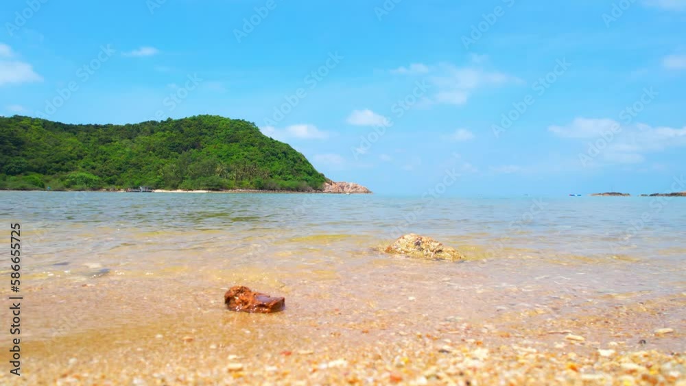 Tropical islands with a clear blue sky in summer. waves crashing to the camera create an invigorating atmosphere. and turquoise waters provide a stunning backdrop, perfect for a summer adventure. 4K
Tropical islands with a clear blue sky in summer. waves crashing to the camera create an invigorating atmosphere. and turquoise waters provide a stunning backdrop, perfect for a summer adventure. 4K
