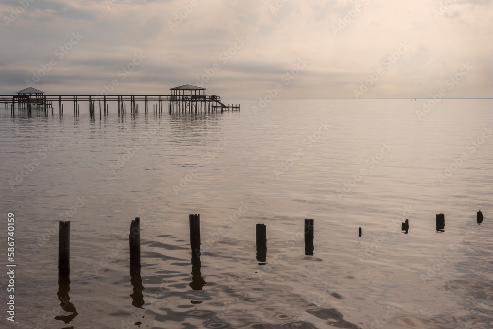 Fototapeta premium Cloudy Afternoon in Fairhope, Alabama